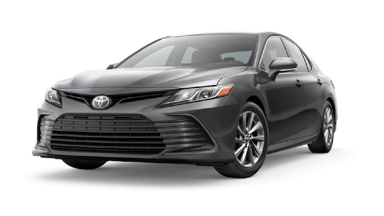 Toyota Camry 2023 models and trims, prices and specifications in Saudi